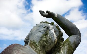 Jak Utylizować odchody z wychodka?