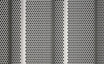 Jaka blacha na dno przyczepy?