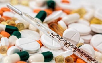 Przy jakiej temperaturze włącza się sprężarka klimatyzacji w samochodzie?