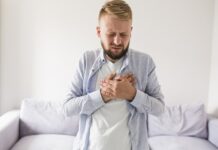 Jakie są objawy zapieczonych pierścieni?