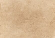 Jaki papier ścierny do usuwania lakieru z drewna?